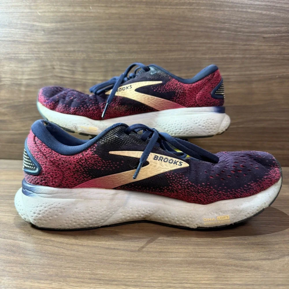 Brooks Ghost 16 Running Shoes Womens 9 Wide Navy Pink Good DNA LOFT Cushioning